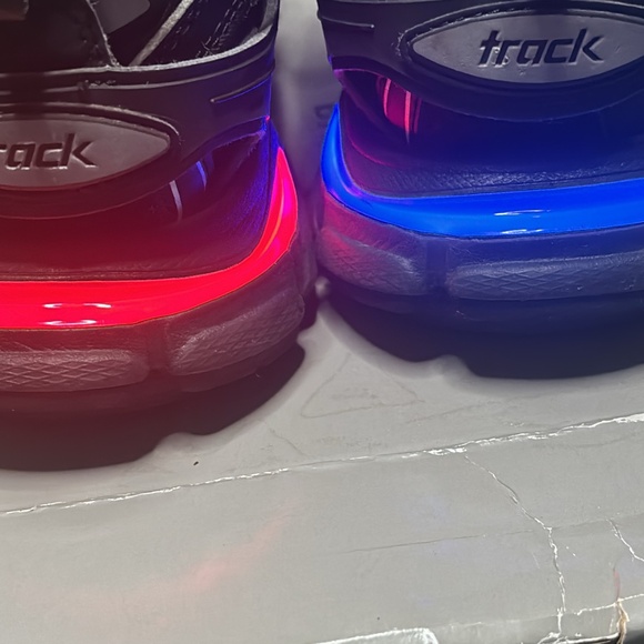 Balenciaga tracks led - Picture 3 of 4